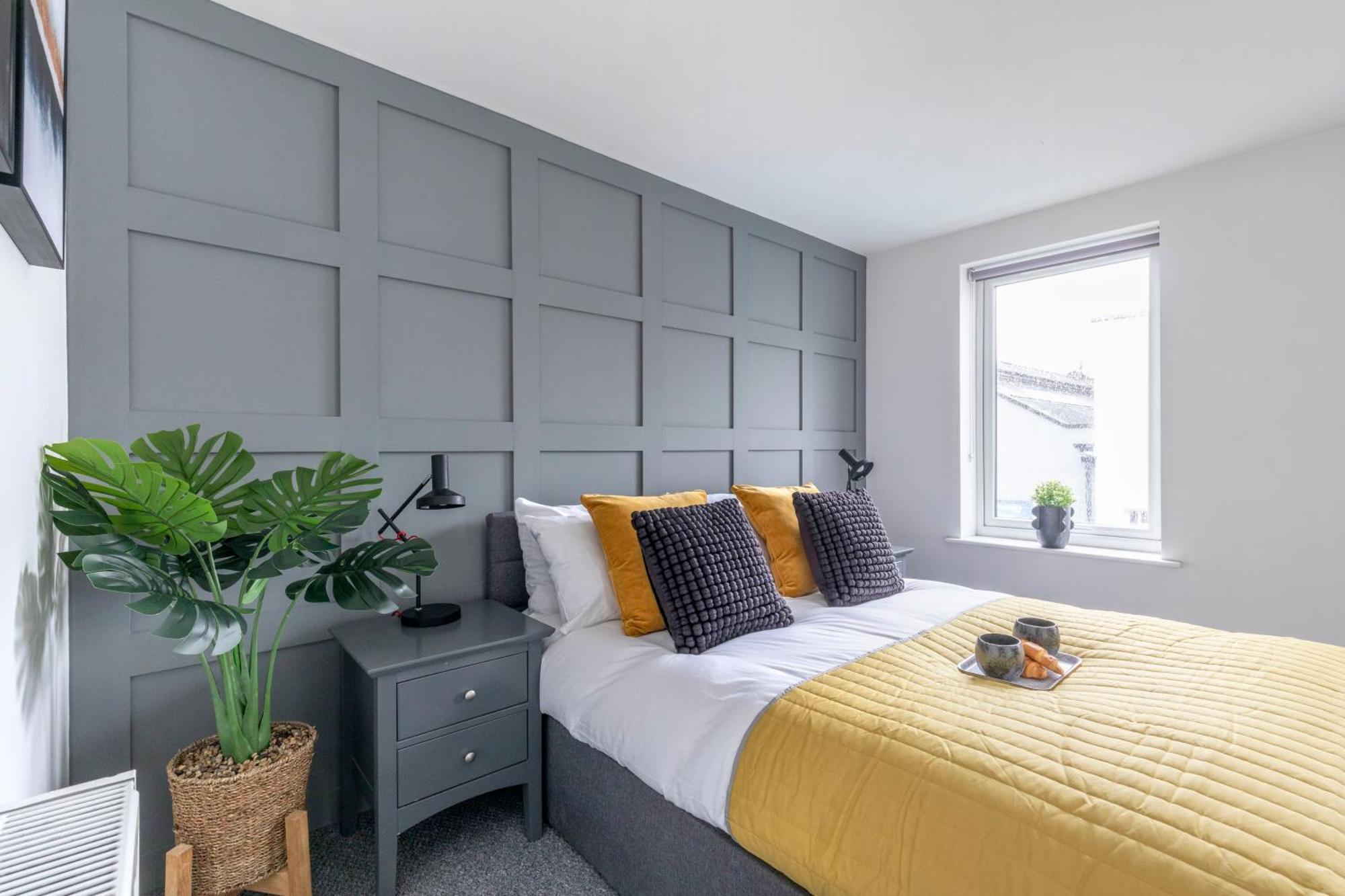 Modern Four Bedroom Four Bathroom Home Cheltenham Esterno foto